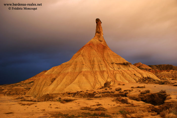 Castildetierra avant l'orage.