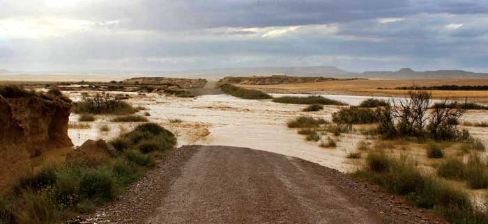 Piste sous les eaux.