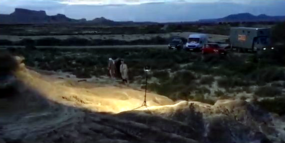 Tournage du documentaire tôt le matin, dans les Bardenas.