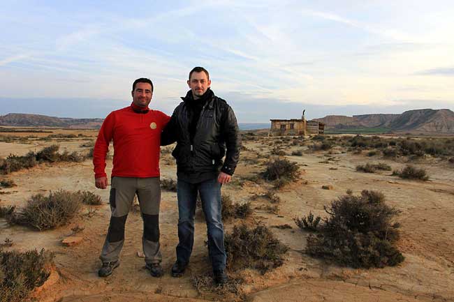 Fred Moncoqut et un garde du Parc Naturel des Bardenas.