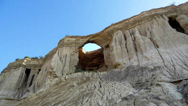 La grotte de la Ralla, avant.