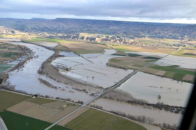 Le fleuve sort de son lit.