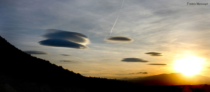 Invasion ovni dans les Bardenas.