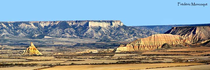 Panorama des Bardenas, zone de las Cortinas