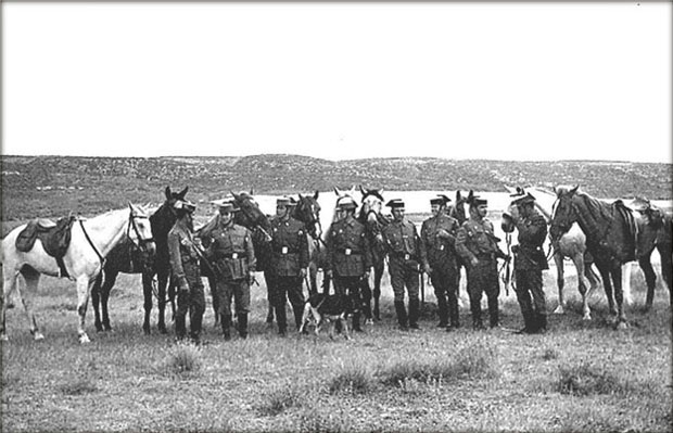 Guardia civil dans les Bardenas.